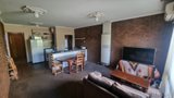 https://images.listonce.com.au/custom/160x/listings/746-lygon-street-carlton-north-vic-3054/410/01724410_img_03.jpg?V44ta_Ns_Hs