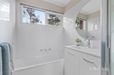 https://images.listonce.com.au/custom/160x/listings/747-york-street-eltham-vic-3095/030/01770030_img_06.jpg?v_fvNJnctnE