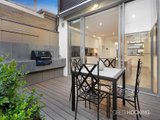 https://images.listonce.com.au/custom/160x/listings/75-alfred-street-port-melbourne-vic-3207/027/01088027_img_02.jpg?q-TLm3Ye2B4