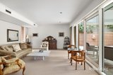 https://images.listonce.com.au/custom/160x/listings/75-athelstan-road-camberwell-vic-3124/000/01948000_img_11.jpg?rEMNSW2HC7Y
