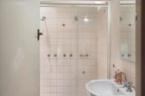 https://images.listonce.com.au/custom/160x/listings/75-gladstone-road-briar-hill-vic-3088/959/01720959_img_08.jpg?Ksf4XS_pPlE