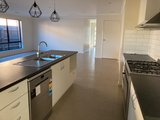 https://images.listonce.com.au/custom/160x/listings/75-hall-court-kyneton-vic-3444/160/01753160_img_12.jpg?DIZL_WCkbyE