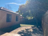 https://images.listonce.com.au/custom/160x/listings/75-hall-court-kyneton-vic-3444/160/01753160_img_26.jpg?p7-rRbmhNJU