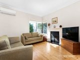 https://images.listonce.com.au/custom/160x/listings/75-high-street-newport-vic-3015/370/01203370_img_04.jpg?qUbwaFprEeo