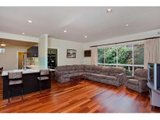 https://images.listonce.com.au/custom/160x/listings/75-hillsyde-parade-strathmore-vic-3041/400/00847400_img_05.jpg?_OYsHF6ri64