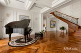 https://images.listonce.com.au/custom/160x/listings/75-leura-grove-hawthorn-east-vic-3123/674/01901674_img_05.jpg?DCr-Mm4_nmY
