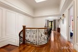 https://images.listonce.com.au/custom/160x/listings/75-leura-grove-hawthorn-east-vic-3123/674/01901674_img_16.jpg?J1DWxpvUd64