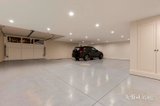 https://images.listonce.com.au/custom/160x/listings/75-leura-grove-hawthorn-east-vic-3123/674/01901674_img_25.jpg?hfBt-HZr-7A