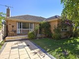 https://images.listonce.com.au/custom/160x/listings/75-mascoma-street-strathmore-vic-3041/518/00847518_img_01.jpg?fcXxZxpTM3Y