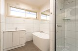 https://images.listonce.com.au/custom/160x/listings/75-meakin-street-watsonia-north-vic-3087/552/01765552_img_05.jpg?2T0lDnVL3oI