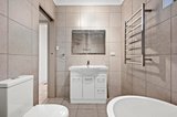 https://images.listonce.com.au/custom/160x/listings/75-mount-view-parade-croydon-vic-3136/113/01721113_img_07.jpg?JNv4SqfbcT0