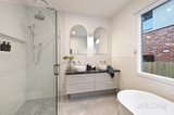 https://images.listonce.com.au/custom/160x/listings/75-mountain-view-road-montmorency-vic-3094/593/01914593_img_10.jpg?dgnf36kKnUA