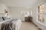 https://images.listonce.com.au/custom/160x/listings/75-napier-street-south-melbourne-vic-3205/935/01899935_img_18.jpg?qdDAUS7Jwbg