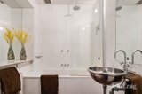 https://images.listonce.com.au/custom/160x/listings/75-napier-street-south-melbourne-vic-3205/935/01899935_img_19.jpg?18VxDMqeBAY