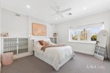 https://images.listonce.com.au/custom/160x/listings/75-ormond-esplanade-elwood-vic-3184/379/01979379_img_11.jpg?T_VfZfv1Vk0