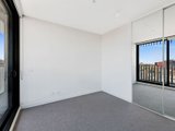 https://images.listonce.com.au/custom/160x/listings/75-palmerston-crescent-south-melbourne-vic-3205/273/01087273_img_05.jpg?R-un976znVU