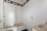 https://images.listonce.com.au/custom/160x/listings/75-rennie-street-thornbury-vic-3071/315/01933315_img_03.jpg?hw9HnxMzLTw