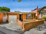 https://images.listonce.com.au/custom/160x/listings/75-richardson-street-albert-park-vic-3206/039/01088039_img_01.jpg?N7NR51kCQc4