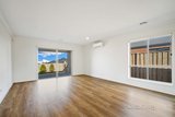 https://images.listonce.com.au/custom/160x/listings/75-sundance-boulevard-winter-valley-vic-3358/323/01732323_img_03.jpg?98RyON2DSkM