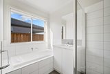 https://images.listonce.com.au/custom/160x/listings/75-sundance-boulevard-winter-valley-vic-3358/323/01732323_img_04.jpg?5AJQ4-pwLpk