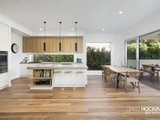 https://images.listonce.com.au/custom/160x/listings/75-woods-street-newport-vic-3015/870/01203870_img_03.jpg?utmz30axf3c