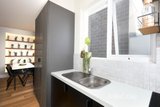 https://images.listonce.com.au/custom/160x/listings/750-burnley-street-richmond-vic-3121/519/01947519_img_14.jpg?JnTtg3r0gdQ