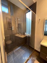 https://images.listonce.com.au/custom/160x/listings/755-brunswick-street-north-fitzroy-north-vic-3068/005/01915005_img_04.jpg?Q3BS5wkUMmE
