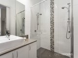 https://images.listonce.com.au/custom/160x/listings/75a-charlotte-street-newport-vic-3015/298/01203298_img_07.jpg?D_nYF1_6E9M