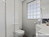 https://images.listonce.com.au/custom/160x/listings/75a-winyard-drive-mooroolbark-vic-3138/973/01524973_img_09.jpg?F-ZdAXzDXJA