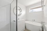 https://images.listonce.com.au/custom/160x/listings/76-dryden-concourse-mooroolbark-vic-3138/067/01976067_img_02.jpg?4fKfEBdMCuM