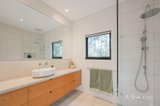 https://images.listonce.com.au/custom/160x/listings/76-greig-court-woodend-vic-3442/375/01988375_img_12.jpg?NE6-JIZjlzs