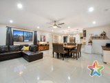 https://images.listonce.com.au/custom/160x/listings/76-hawthory-road-kilsyth-vic-3137/547/01525547_img_08.jpg?onYW6tgI1WM