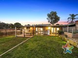 https://images.listonce.com.au/custom/160x/listings/76-hawthory-road-kilsyth-vic-3137/547/01525547_img_18.jpg?e0GKPKnqBoM