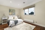 https://images.listonce.com.au/custom/160x/listings/76-kent-street-ascot-vale-vic-3032/279/00235279_img_08.jpg?9BkizxvNT0Y