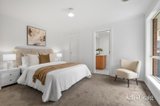 https://images.listonce.com.au/custom/160x/listings/76-larch-crescent-mount-waverley-vic-3149/929/01807929_img_07.jpg?GRuSOaW6940
