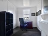 https://images.listonce.com.au/custom/160x/listings/76-maud-street-geelong-vic-3220/633/01699633_img_06.jpg?2HN9OF5joqA