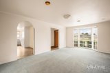 https://images.listonce.com.au/custom/160x/listings/76-mitford-crescent-craigieburn-vic-3064/354/01988354_img_02.jpg?rEttvozMUkk