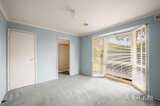 https://images.listonce.com.au/custom/160x/listings/76-mitford-crescent-craigieburn-vic-3064/354/01988354_img_06.jpg?lmHBStgbedU