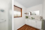 https://images.listonce.com.au/custom/160x/listings/76-moscript-street-campbells-creek-vic-3451/846/01725846_img_09.jpg?m6gGthjpdkM