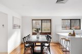 https://images.listonce.com.au/custom/160x/listings/76-pinehills-drive-greensborough-vic-3088/478/01584478_img_04.jpg?5fCt6VQUqtA