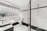 https://images.listonce.com.au/custom/160x/listings/76-polaris-drive-doncaster-east-vic-3109/844/01948844_img_08.jpg?_ujvPTGFj44