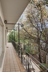 https://images.listonce.com.au/custom/160x/listings/76-st-james-road-armadale-vic-3143/838/01691838_img_07.jpg?W9JQ6kgwTB4