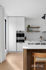 https://images.listonce.com.au/custom/160x/listings/76-truman-street-south-kingsville-vic-3015/832/01941832_img_10.jpg?RJ0Lkr8QTuE