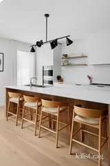 https://images.listonce.com.au/custom/160x/listings/76-truman-street-south-kingsville-vic-3015/832/01941832_img_25.jpg?o9KmYTzvRNA