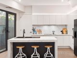 https://images.listonce.com.au/custom/160x/listings/76-tunstall-road-donvale-vic-3111/760/01716760_img_03.jpg?qxlnWx7aWvQ