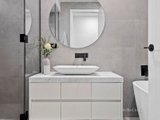 https://images.listonce.com.au/custom/160x/listings/76-tunstall-road-donvale-vic-3111/760/01716760_img_11.jpg?t9S-WU9Dad0