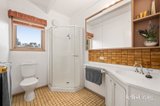 https://images.listonce.com.au/custom/160x/listings/76-woodville-road-mooroolbark-vic-3138/289/01933289_img_15.jpg?UJ4atMuPmJQ