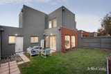 https://images.listonce.com.au/custom/160x/listings/760-sweyn-street-balwyn-north-vic-3104/135/01739135_img_08.jpg?n9vaXwWVGnI