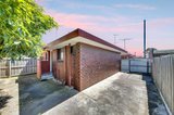 https://images.listonce.com.au/custom/160x/listings/768-osborne-avenue-north-geelong-vic-3215/726/01698726_img_09.jpg?rgCRNOUxXCI