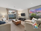 https://images.listonce.com.au/custom/160x/listings/76a-cardigan-road-mooroolbark-vic-3138/625/01525625_img_02.jpg?2-hgF7j55uw